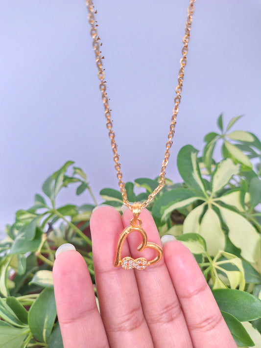 pendant necklace